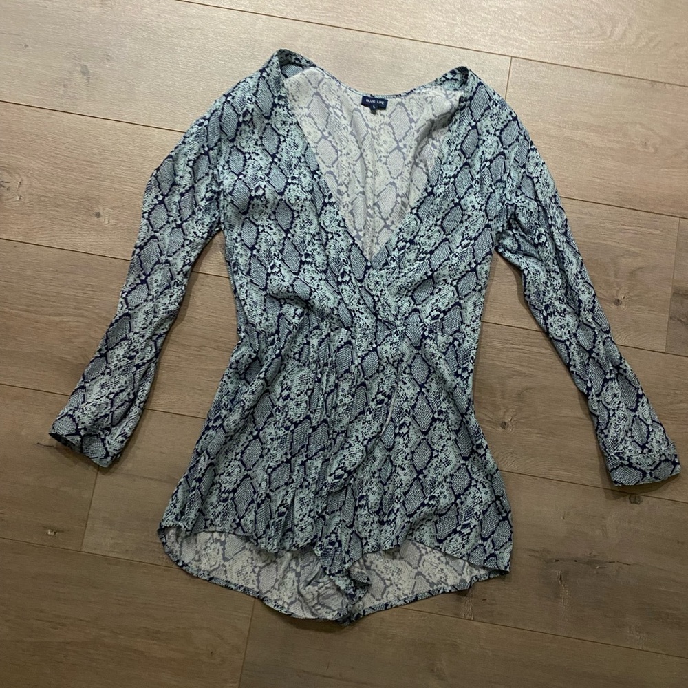 Blue Snake Skin Print Romper from Planet Blue. Size Small.